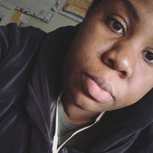 Meet your Posher, Esther